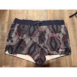 Patagonia Women's Nine Trails Shorts in a navy geometric‎ Running Athletic Large